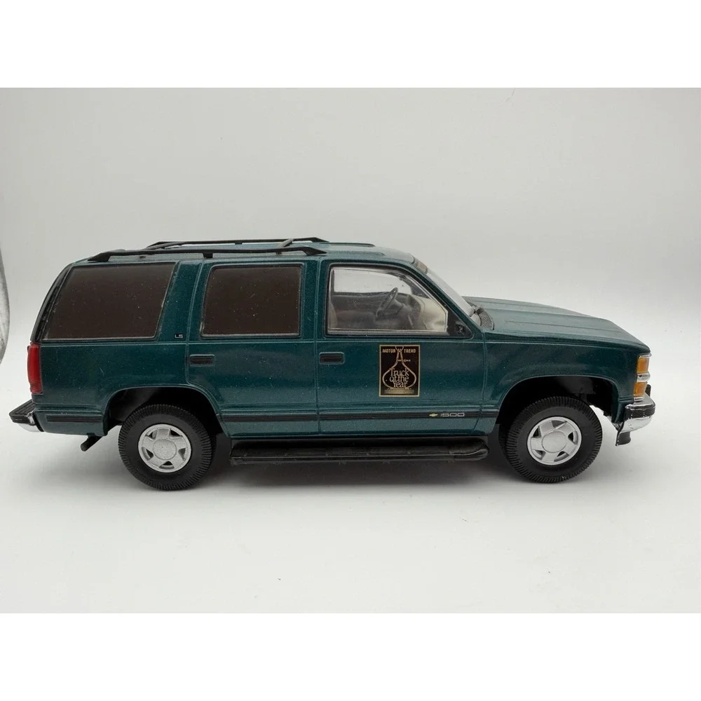 Brookfield Cherolet Tahoe Truck of the Year American‎ Car Miniature Car